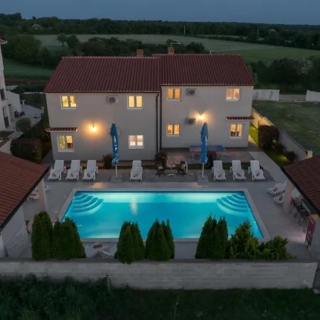 Brcina Casa de Férias Pula