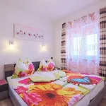 Brcina Casa de Férias *