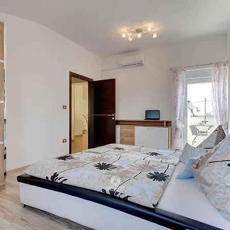 Сasa de vacaciones Brcina