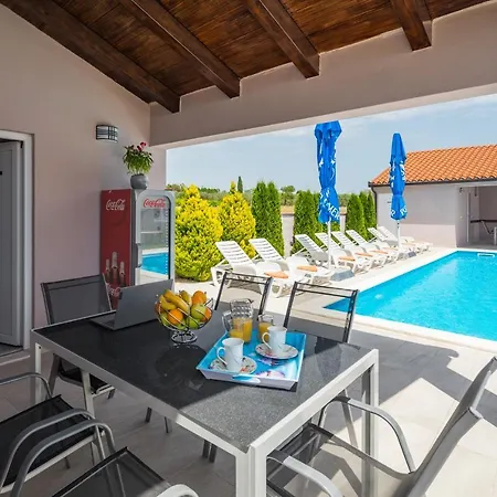 Brcina Holiday home
