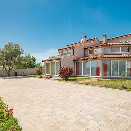 Holiday home Brcina *