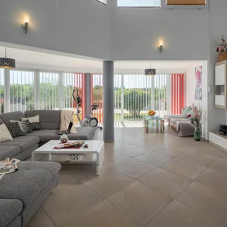 Ferienhaus Brcina *