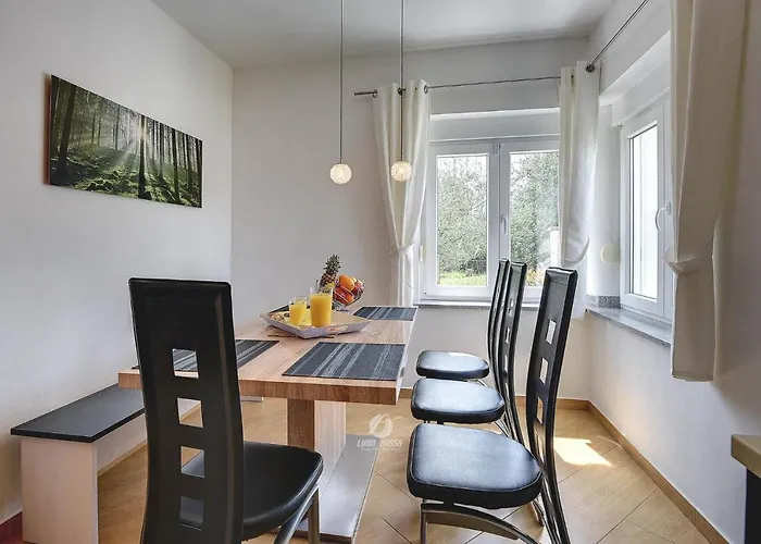 בית נופש Brcina