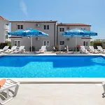 Brcina Tatil Evi Pula